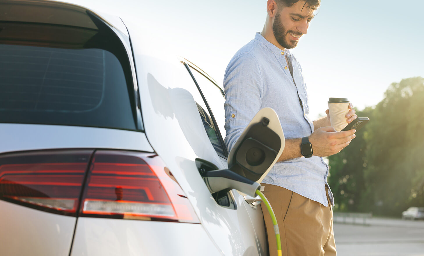 electric vehicle charging while driver waits